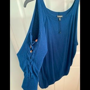 Express cold shoulder top with details